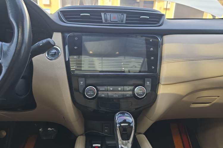 Used Nissan X-Trail 2019 2.0L CVT Smart Connect Comfort Edition 2WD