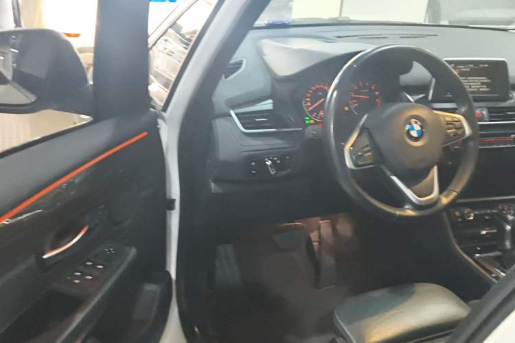 Used BMW 2 Series Active Tourer 2014 220i Luxury Design Package