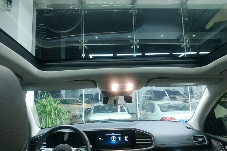 Used Mercedes-Benz GLS 2022 Second Facelift GLS 450 4MATIC Stylish Version