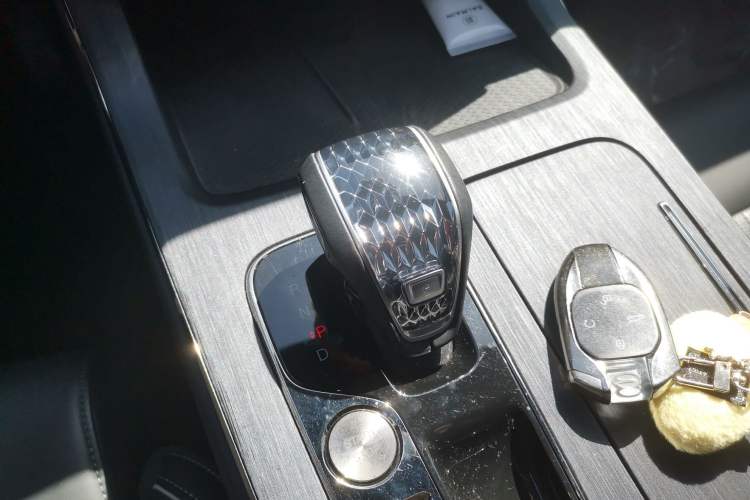 Used GAC Trumpchi GS8 2022 Dual-Engine Series 2.0TM Two-Wheel Drive Prestige Edition (7 Seats)
