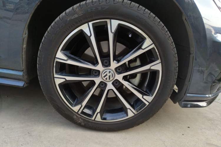 Used Volkswagen Golf 2018 280TSI Automatic R-Line Model Exterior 7