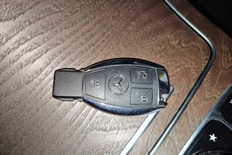 Used Mercedes-Benz GLC 2019 Refreshed GLC 300 L 4MATIC Dynamic Edition
