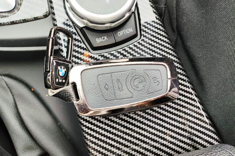 Used BMW 3 Series 2016 320i Fashion Model
