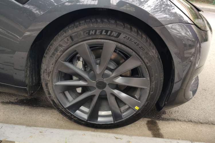 Used Tesla Model 3 2022 Rear-Wheel-Drive Version
