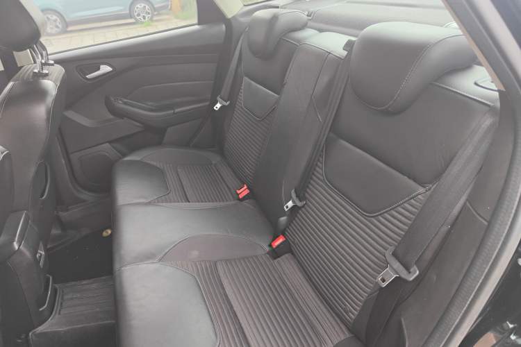 Used Ford Focus 2015 Sedan 1.6L Automatic Trend Model Left Rear Seat