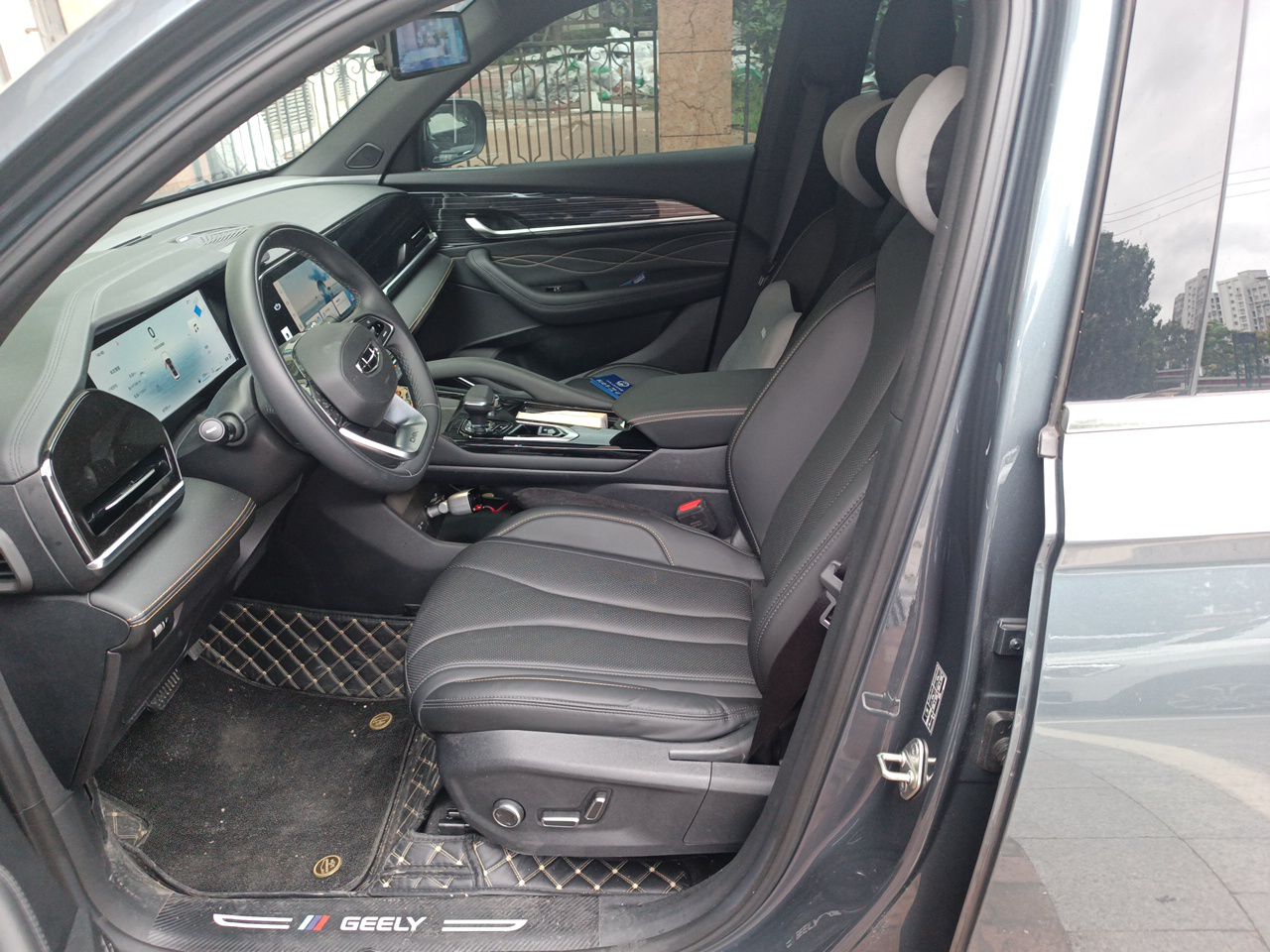 Geely Auto Monjaro L 2024 2.0TD DCT EVO Two-Wheel Drive Long-Range Version — снимка 15