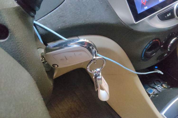 Used Hyundai Verna (older generation) 2013 Sedan 1.4L Automatic Standard GL Model
