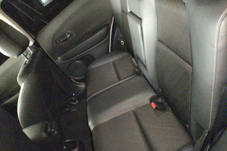 Used Honda Vezel 2020 1.5L CVT Pioneer Edition
