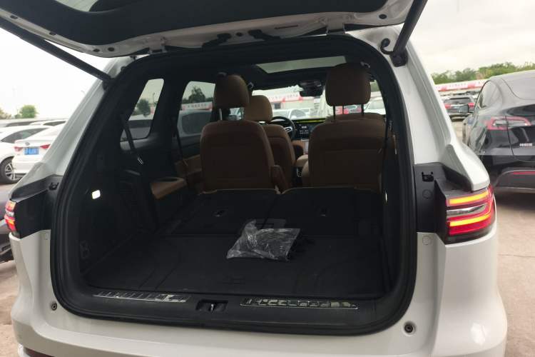 Used Li Auto ONE 2021 Extended-Range 6-Seater Version
