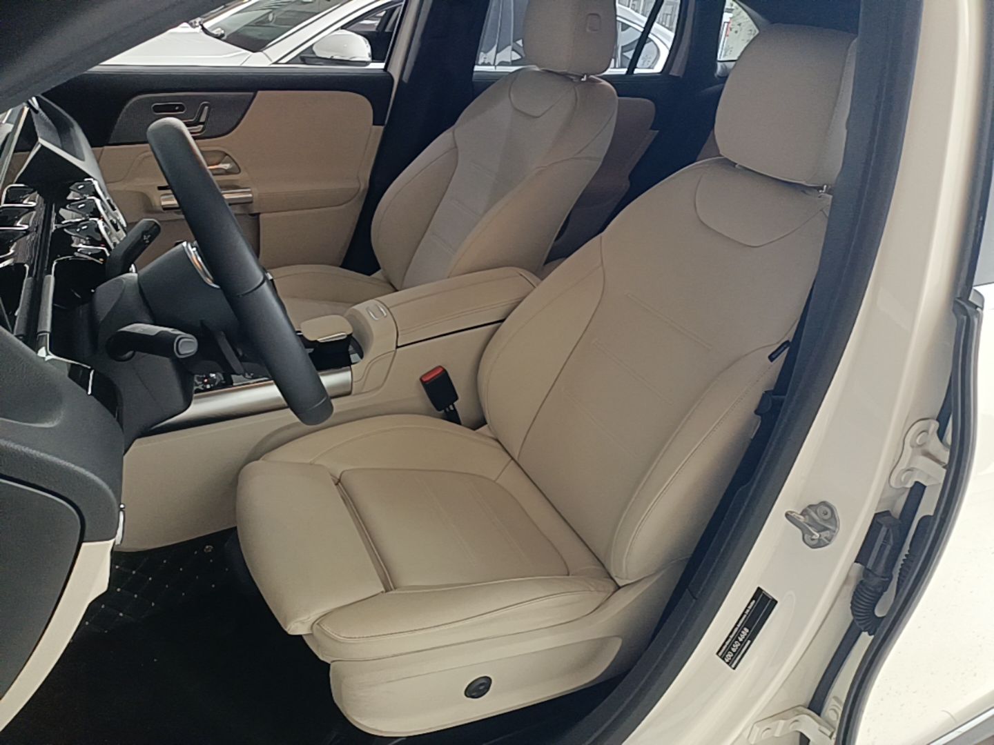 Vordere Reihe im Auto