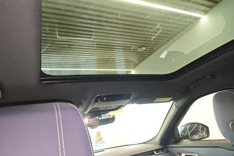 Used Land Rover Range Rover Velar 2020 P250 R-DYNAMIC S
