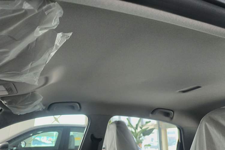 Used Geely Galaxy Geome 2026 Model 310km Youth Edition Headliner