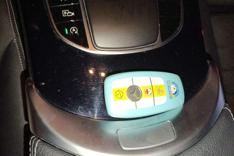 Used Mercedes-Benz C-Class 2020 Restyled C 260 Sport Edition Vehicle Key