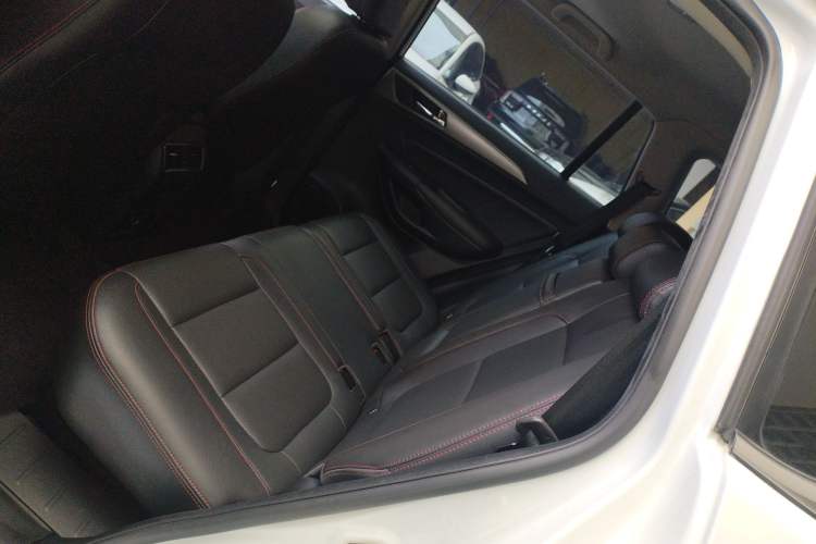 Used CHANGAN CS75 2014 1.8T Automatic Elite Model China IV Standard
