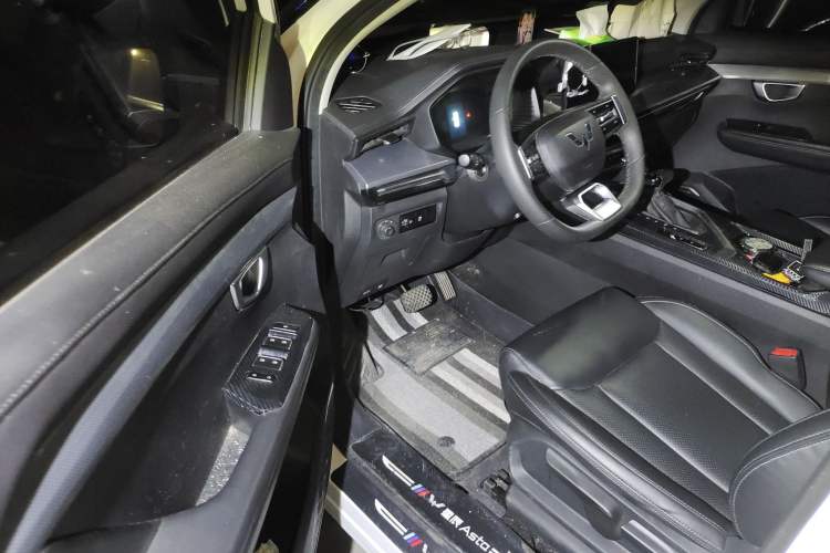 Used Wuling Asta 2021 1.5T CVT Starlight Edition
