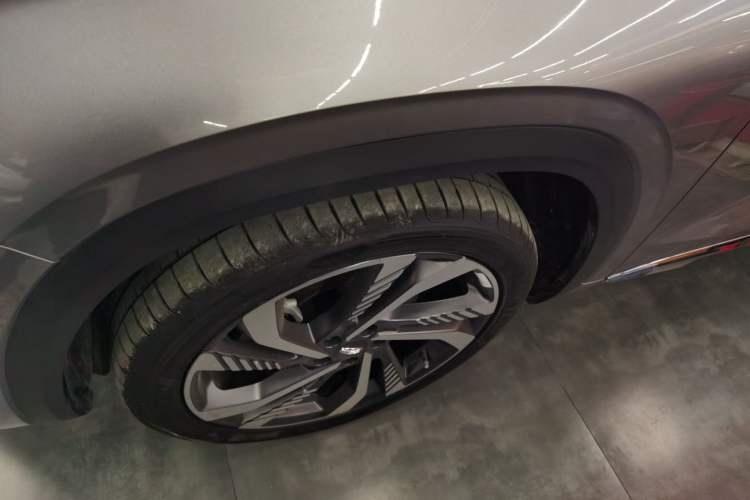 Used Geely Auto Monjaro L 2023 2.0TD High-Power Automatic Two-Wheel Drive Flagship Version
