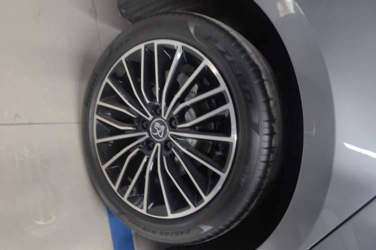 Used BYD Han 2024 DM-i Glory Edition 121KM Prestige Model