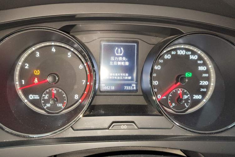 Used Volkswagen Tiguan L 2017 330TSI Automatic Two-Wheel Drive Luxury Edition Instrument Cluster