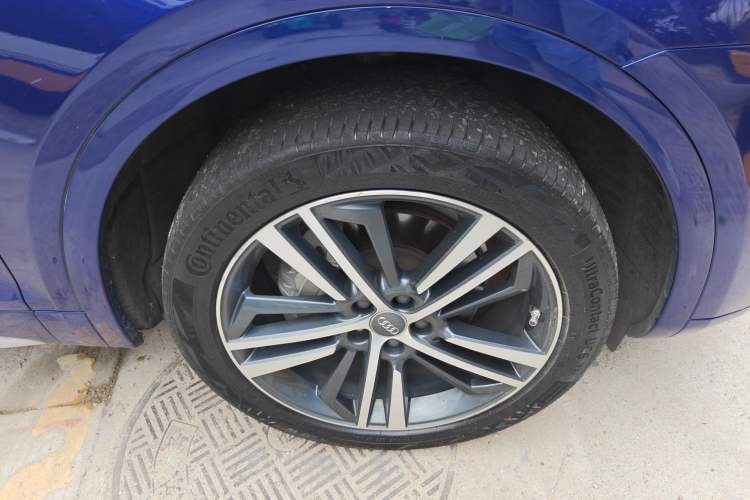 Used Audi Q5L 2020 Revised 40 TFSI Prestige Edition Right Front Wheel Hub