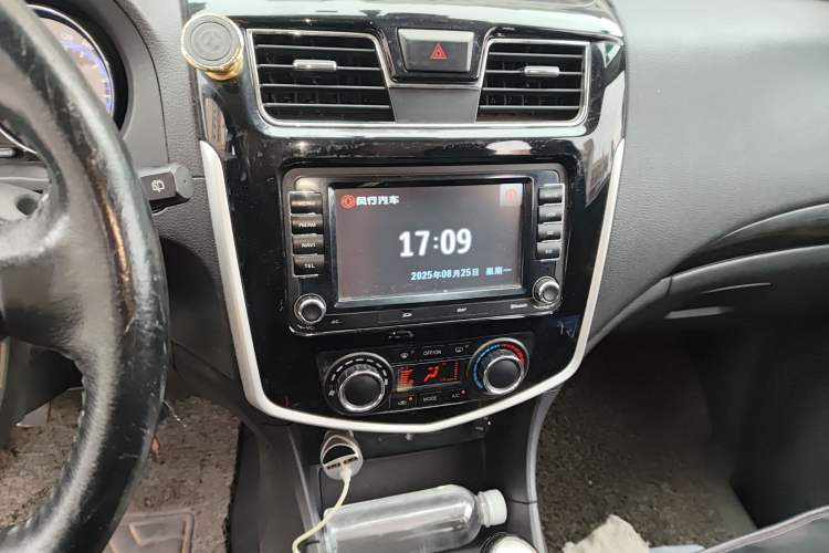 Used FORTHING F600 2016 F600L 2.0L Deluxe Model