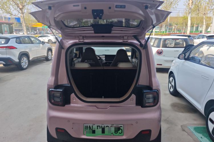 Used Geely Galaxy Panda 2024 Panda Mini 200km Endurance Bear
