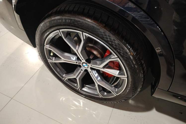 Used BMW X5 2023 xDrive 30Li Luxury M Sport Night Edition Package