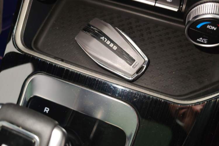 Used Geely Auto Coolray 2019 Sport Model 260T DCT Battle China V Standard
