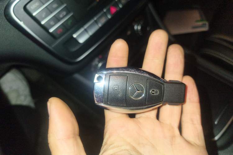 Used Mercedes-Benz GLA 2018 GLA 200 Fashion Model Vehicle Key