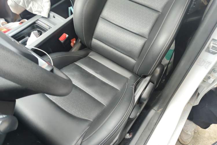 Used Geely Auto Emgrand 2021 UP 1.5L CVT Luxury Model