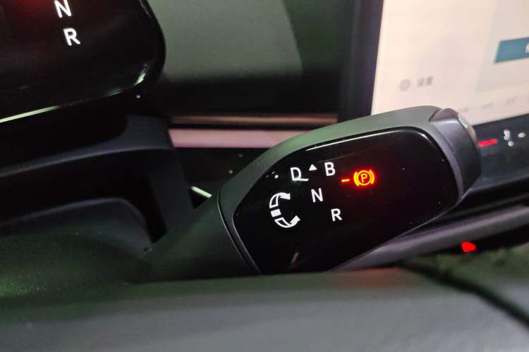 Used Volkswagen ID.UNYX 2024 Pro Long-Range Version