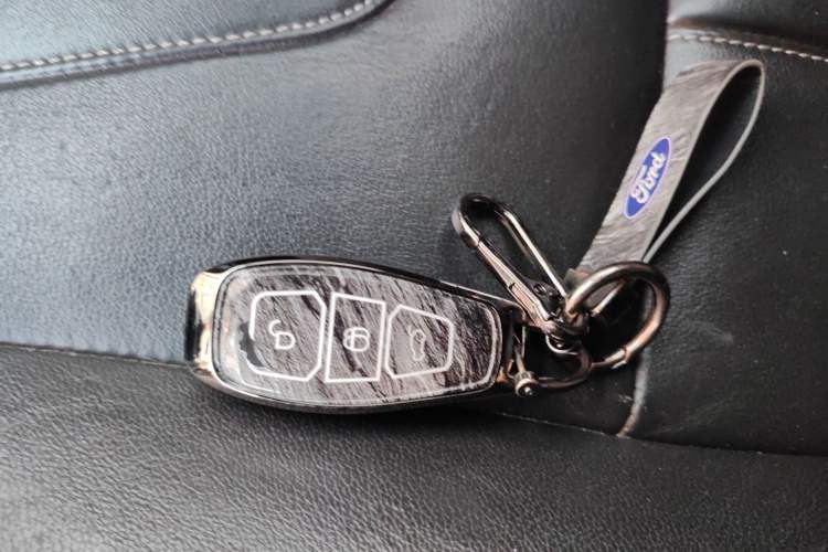 Used Ford Kuga 2013 2.0L GTDi Four-Wheel-Drive Sport Model