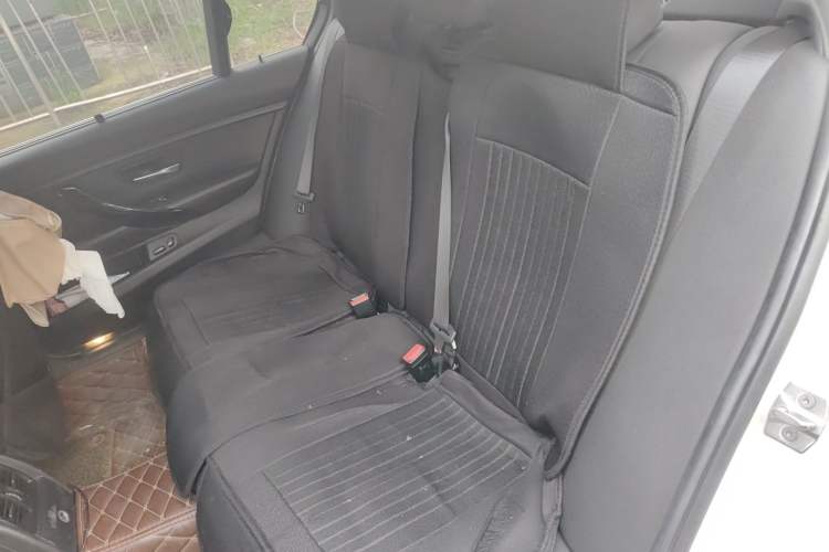 Used BMW 3 Series 2017 320Li Fashion Model Left Rear Seat