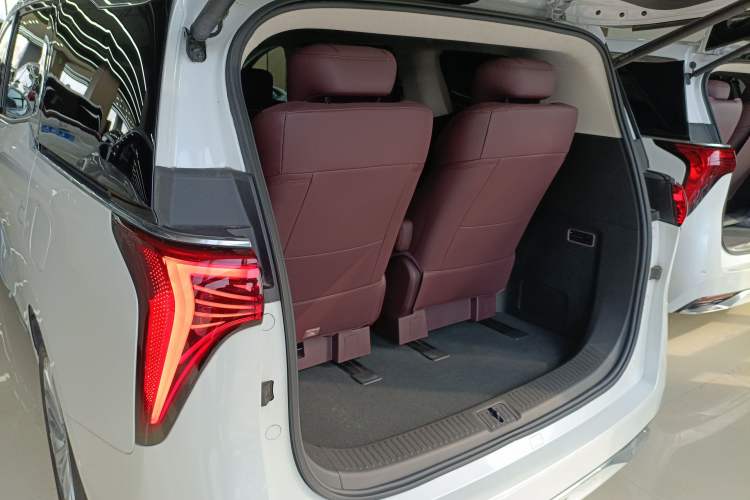 Used Buick Century 2023 2.0T Six-Seater Yinshi Edition