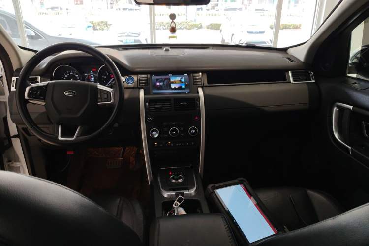 Used Land Rover Discovery Sport 2017 2.0T SE