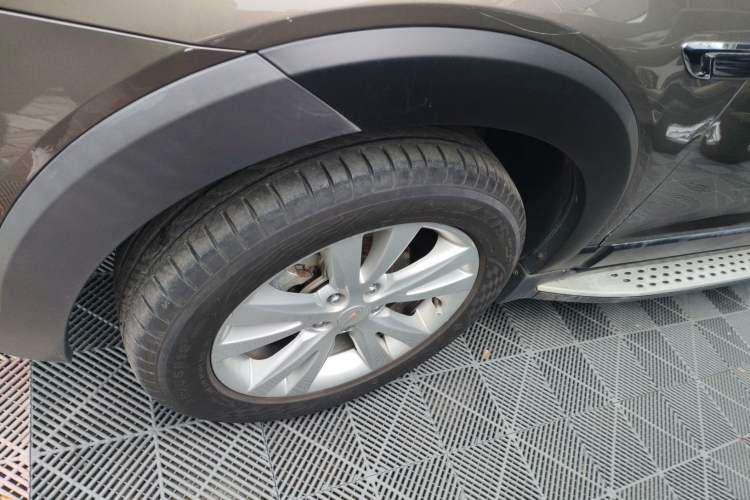 Used Chevrolet Captiva 2015 2.4L 4x4 Flagship Edition 7-Seater