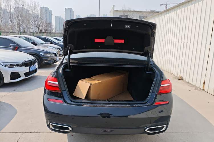 Used BMW 7 Series 2018 730Li Luxury Edition M Sport Package