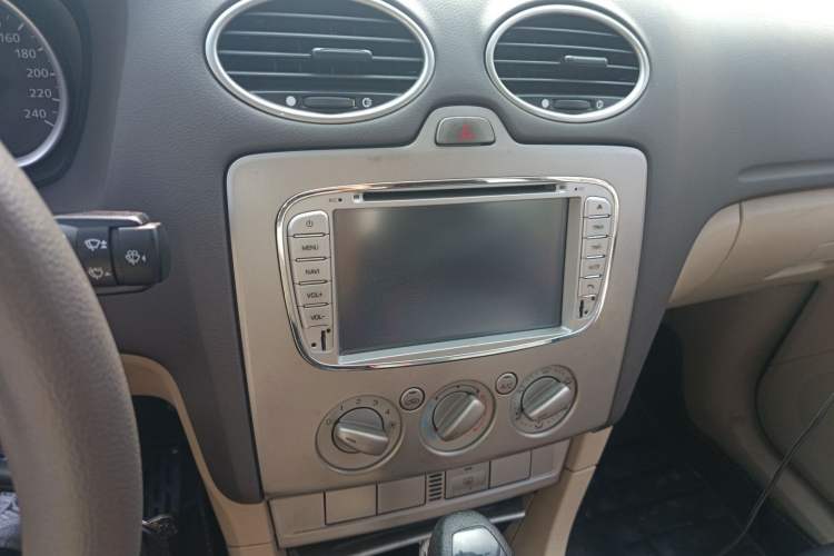 Used Ford Focus 2013 Sedan Classic 1.8L Automatic Base Model
