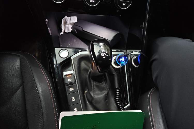 Used Volkswagen Tayron 2019 330TSI Two-Wheel Drive Luxury Model China VI Standard