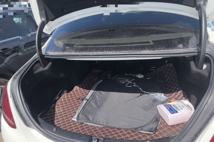 Used Mercedes-Benz C-Class 2017 Facelift C 200 L Sport Edition Trunk