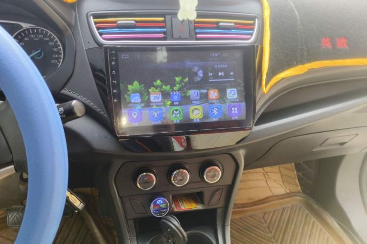 Used FAW Yingzhi 727 2016 1.5L Standard Edition Audio And AC Panel