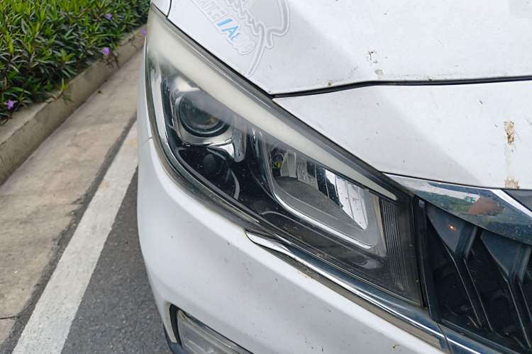 Used CHANGAN OSHAN A800 2019 1.6L Manual Comfort Model China VI Standard