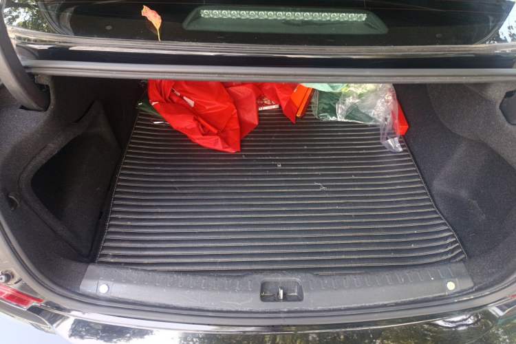 Used Volvo S90 2020 T5 Zhiyi Luxury Edition Trunk