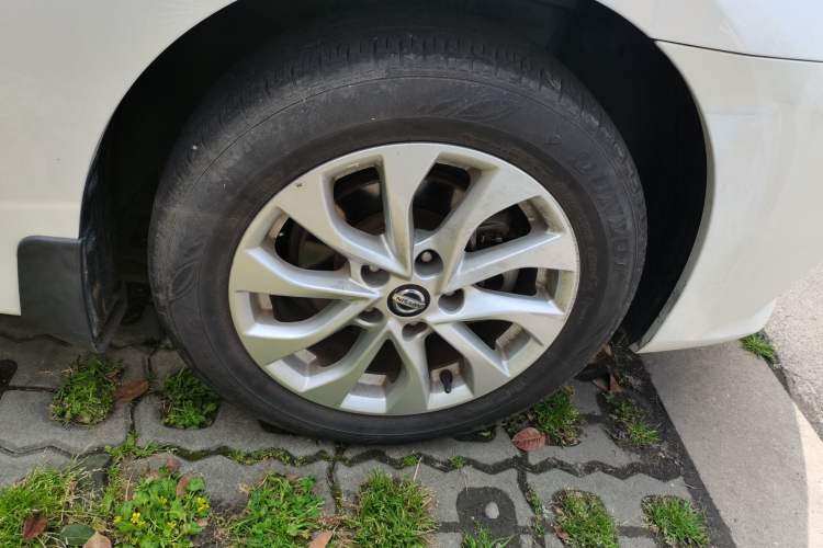 Used Nissan Sylphy 2019 1.6XV CVT Smart Connect Luxury Edition China VI Standard Right Front Wheel Hub