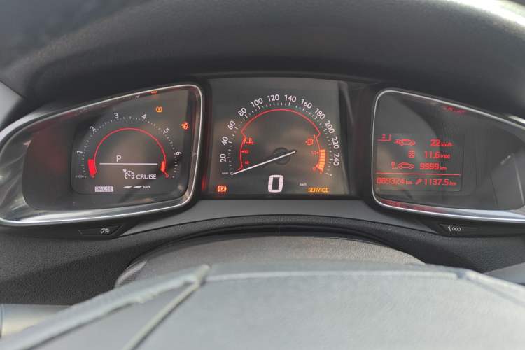 Used DS 6 2014 1.6T Luxury Edition THP200