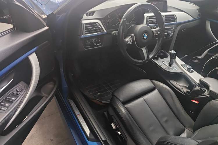 Used BMW 3 Series GT 2016 320i Design Package Edition Driver Seat