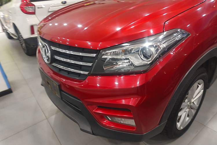 Used Dongfeng Fengon S560 2019 1.8L Manual Urban Model
