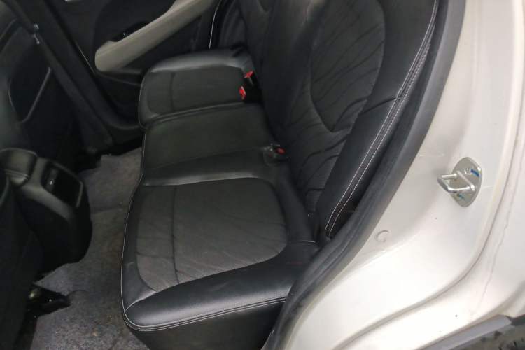 Used Baojun 510 2017 1.5L Manual Fashion Model
