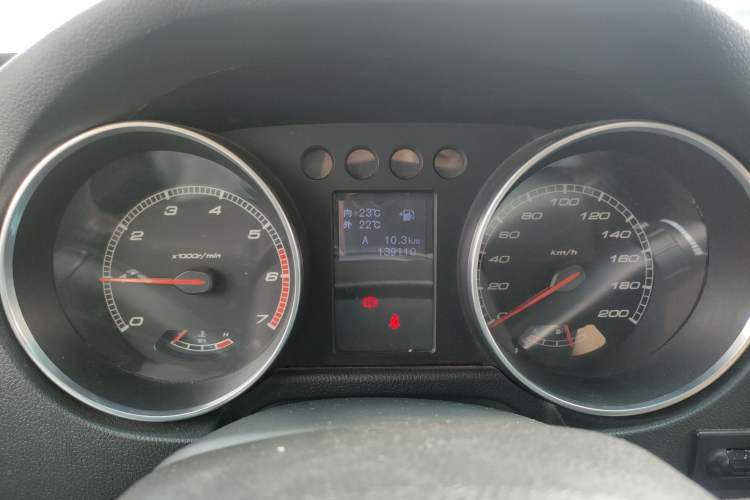 Used BAIC Off-Road BJ40 2016 40L 2.0T Manual All-Wheel Drive Prestige Edition