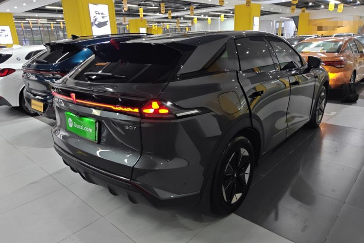 Used Deepal S07 2025 215Max Huawei Qiankun Intelligent Driving ADS SE Range-Extended Version Rear Right 45 Deg