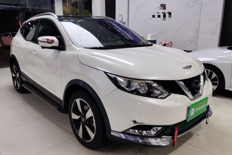 Used Nissan Qashqai 2017 2.0L CVT Luxury Edition China V Standard Front Right 45 Deg